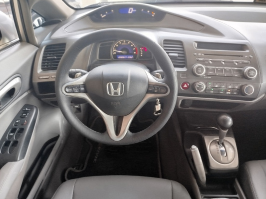 HONDA CIVIC 1.8 LXS 16V FLEX 4P AUTOMATICO 2011