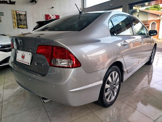 HONDA CIVIC 1.8 LXS 16V FLEX 4P AUTOMATICO 2011