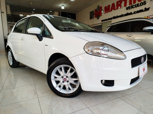 FIAT PUNTO 1.6 ESSENCE 16V FLEX 4P MANUAL 2011