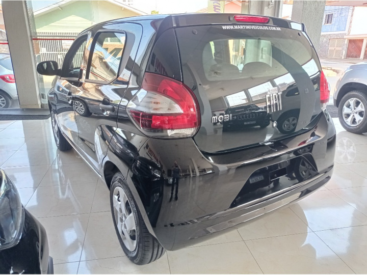 Comprar Hatch Fiat Mobi 1.0 4P Flex Evo Like Branco 2022 em